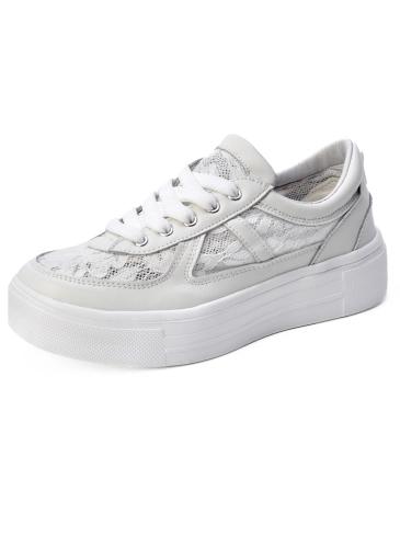 Comfortable leather sneakers for women