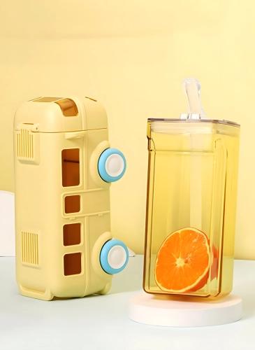 Yellow bus-shaped water bottle with wheels, 500 ml