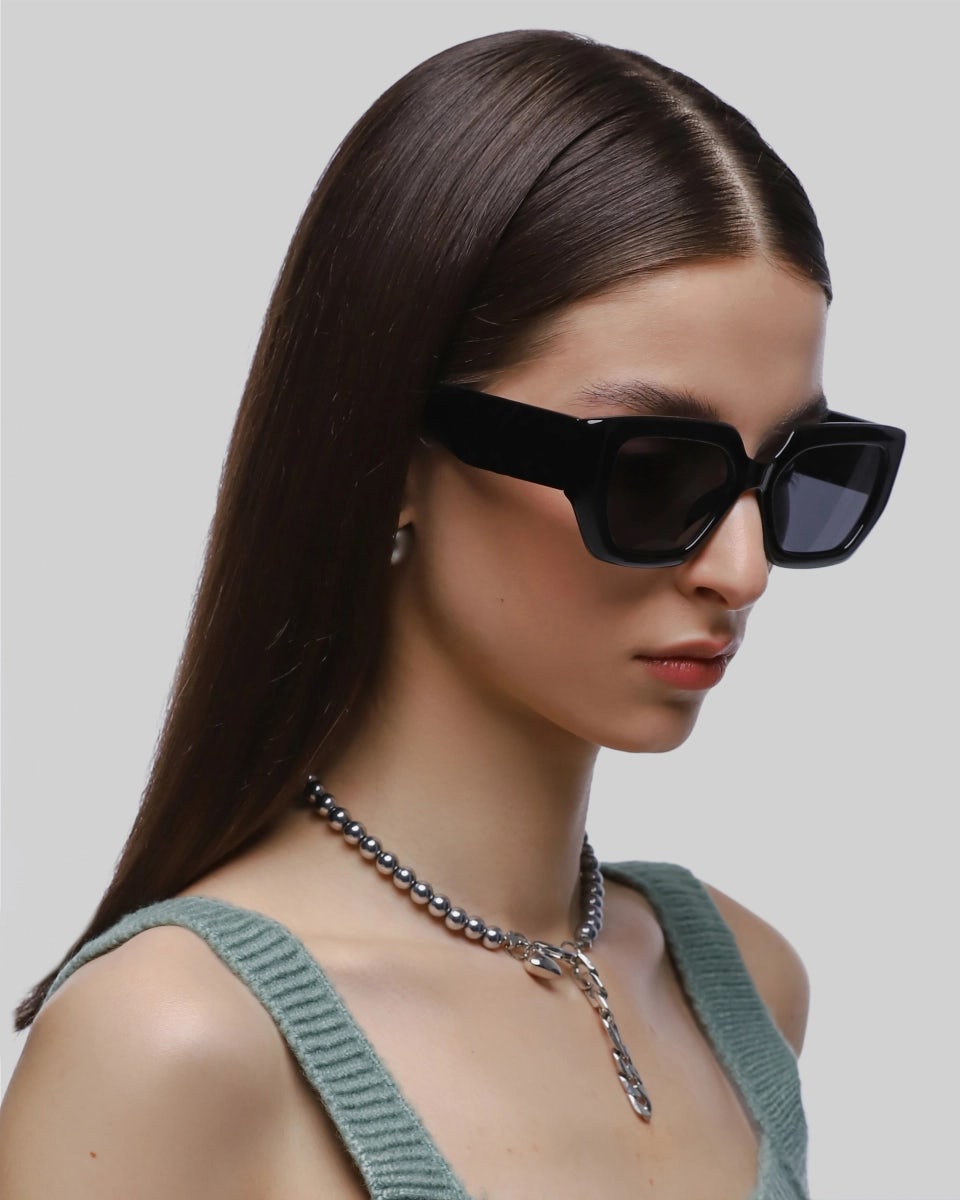 Polarized unisex D-frame square sunglasses