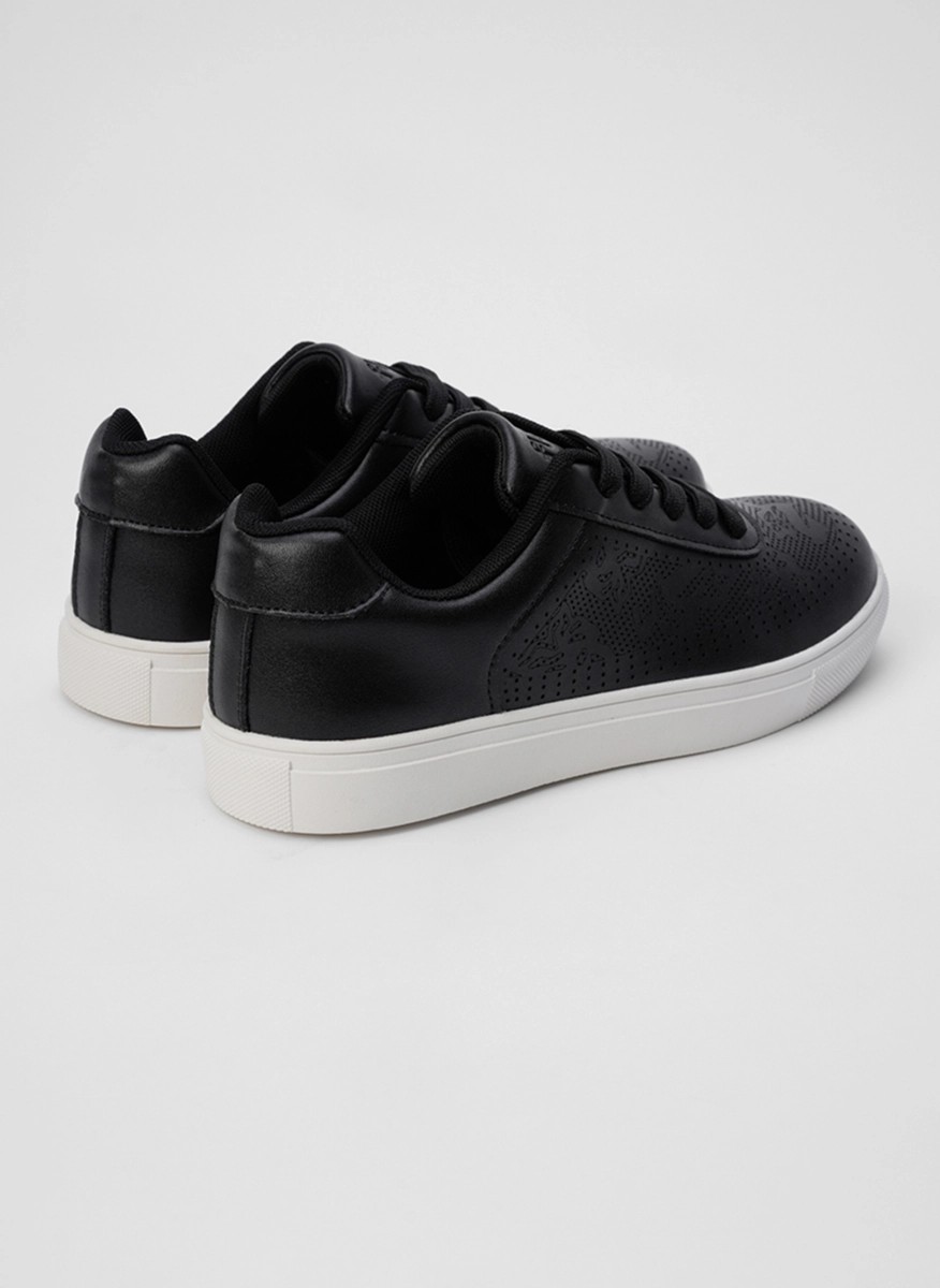 Casual leather sneakers for women