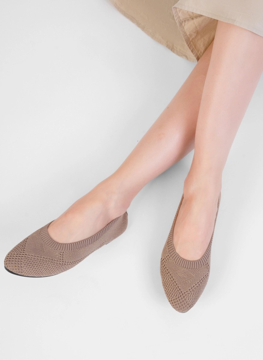 Breathable round toe ballet flats