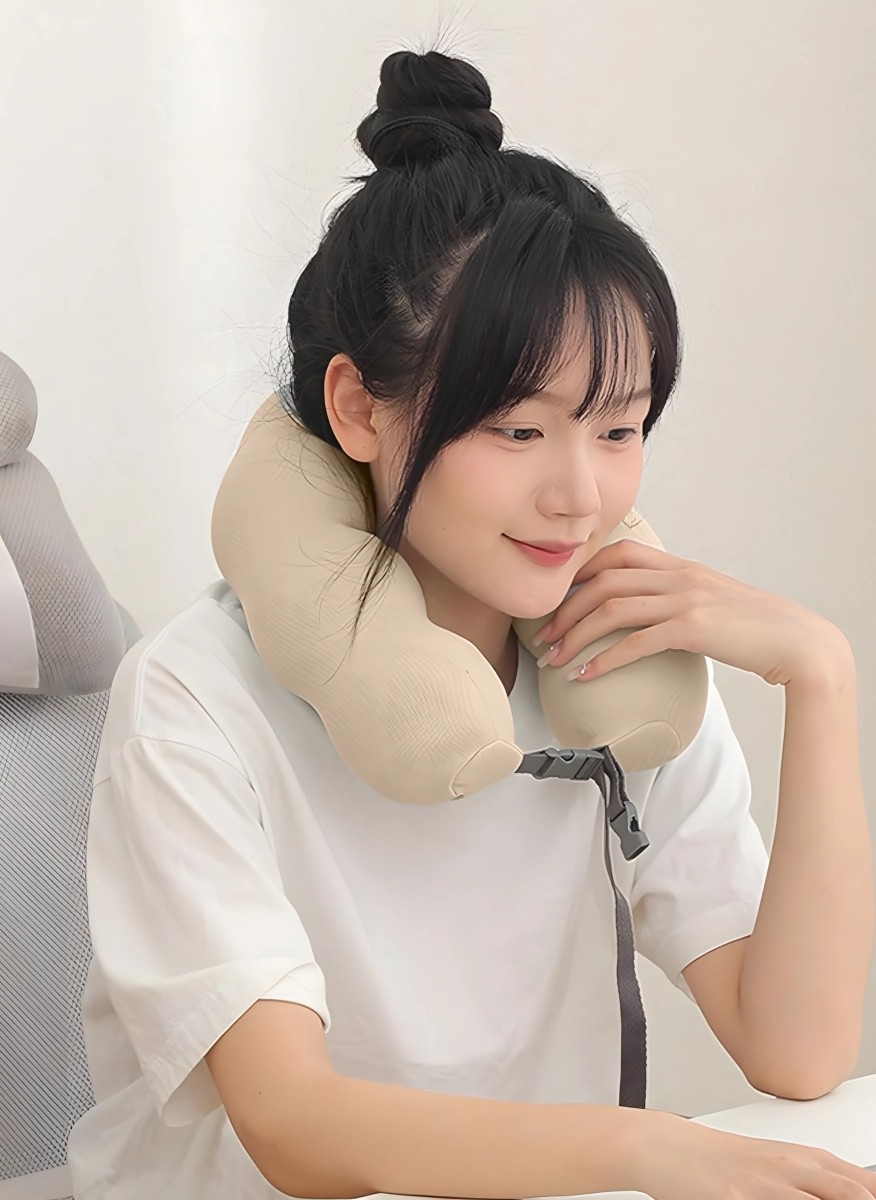 Comfortable travel neck pillow