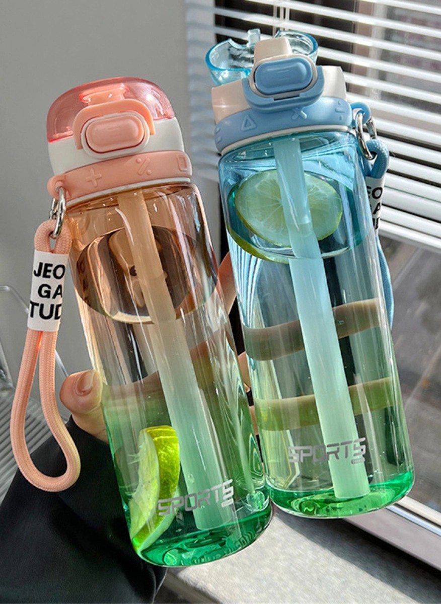 Leak-proof orange water bottle, 750 ml