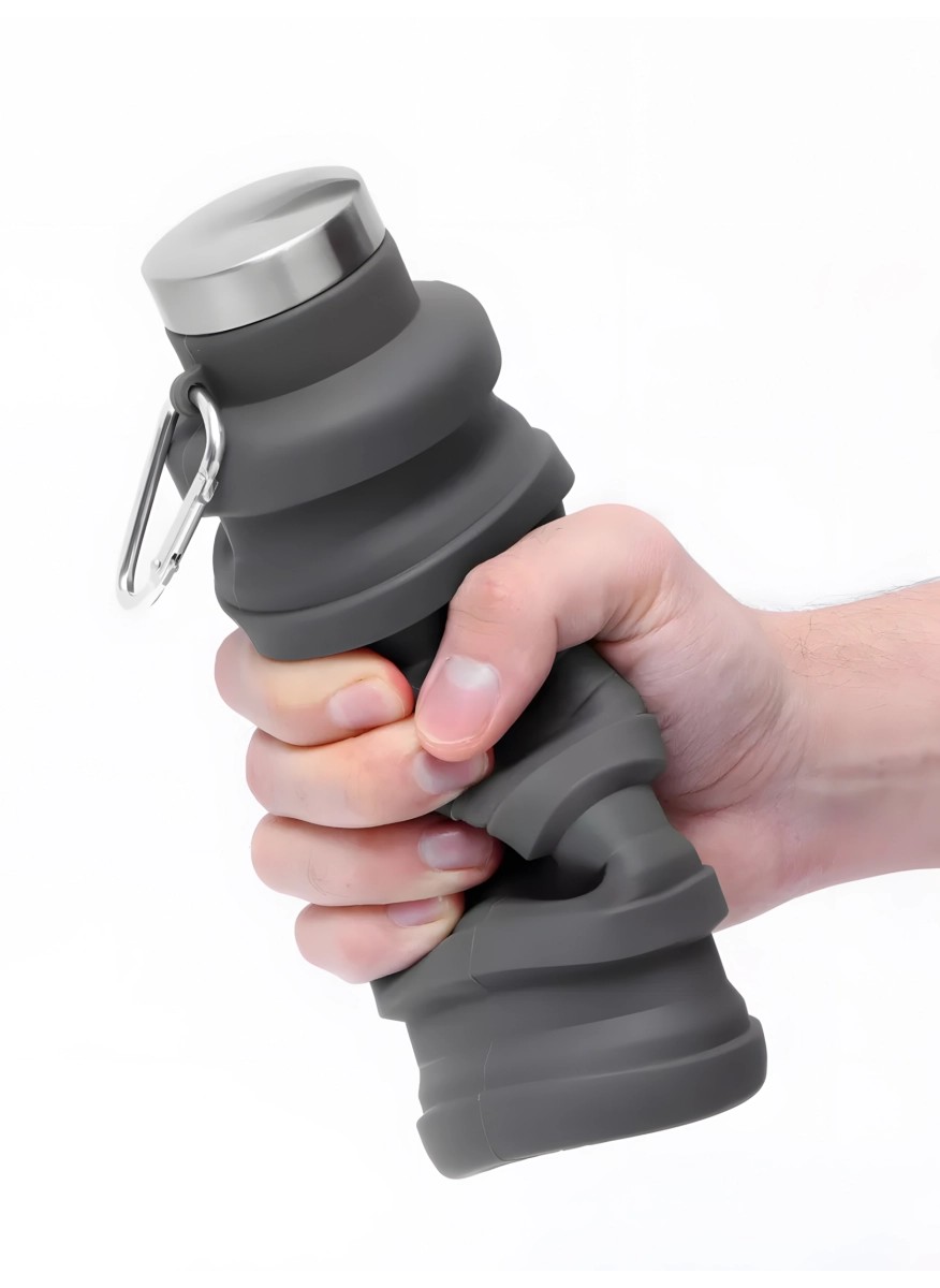 Compact collapsible water bottle with carabiner clip, 500 ml