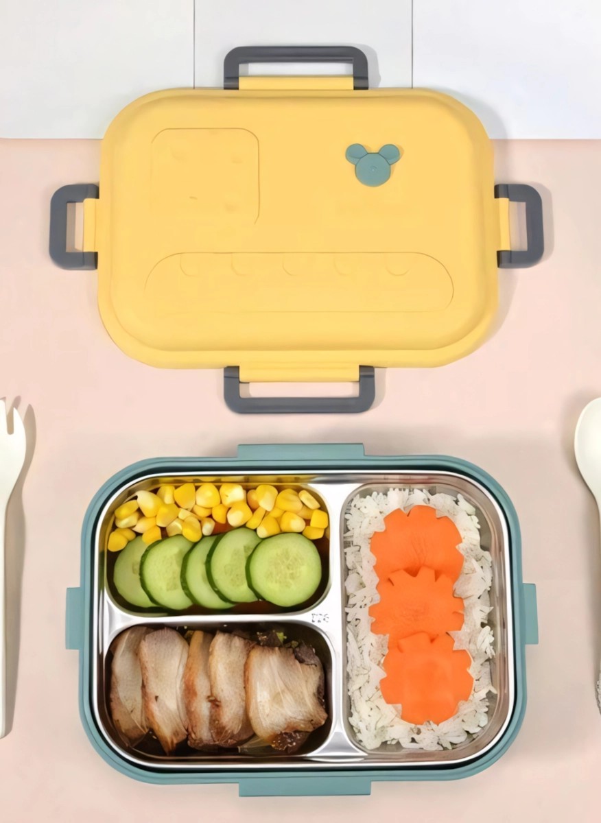 Yellow and green lunch box, 22*16.5*6.9