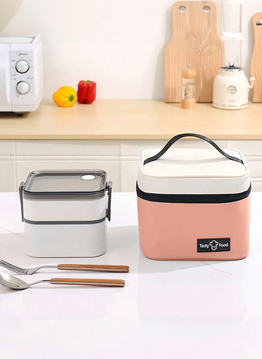 Pink insulated lunch bag with handle