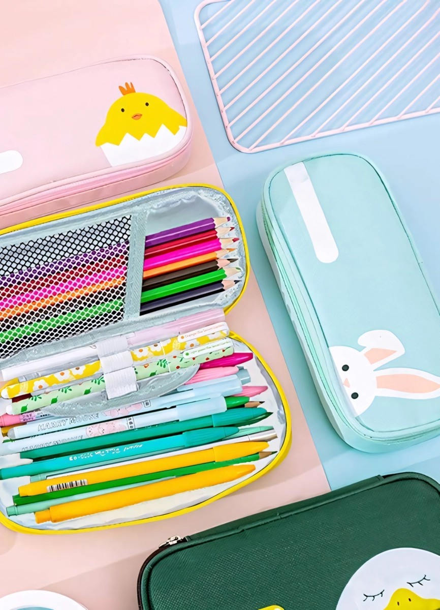 Kids' mint zipper pencil case with handle